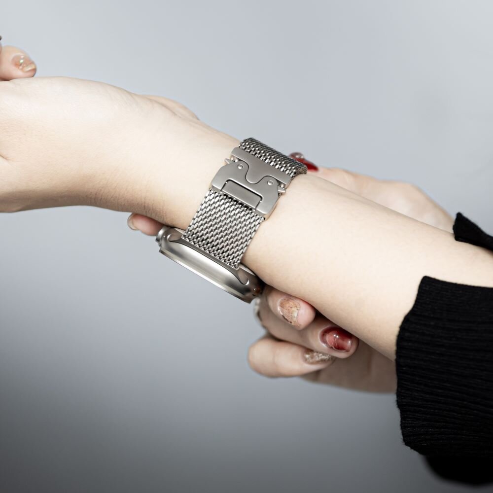 __2502roboface-applewatch-band-image_1767.jpg
